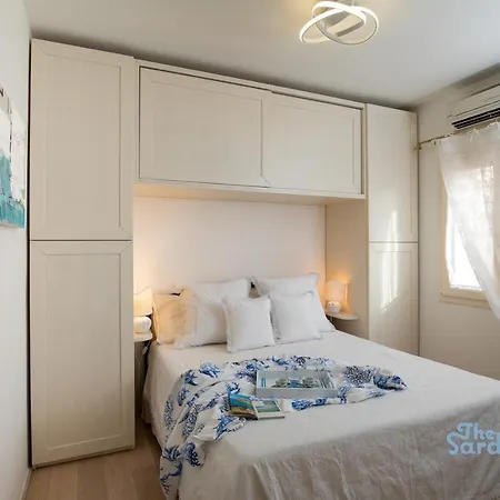 Sunset Blue Escape Apartment