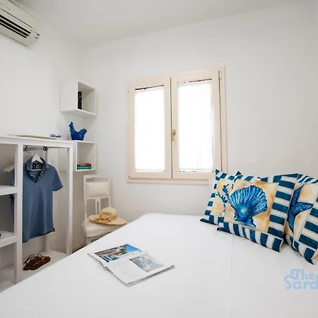 Sunset Blue Escape Apartment *